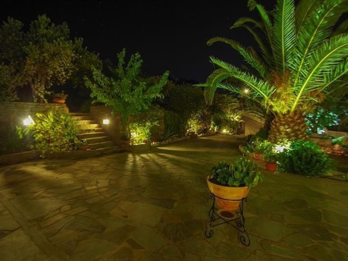 Villa Lontorfou Ormos  Buitenkant foto